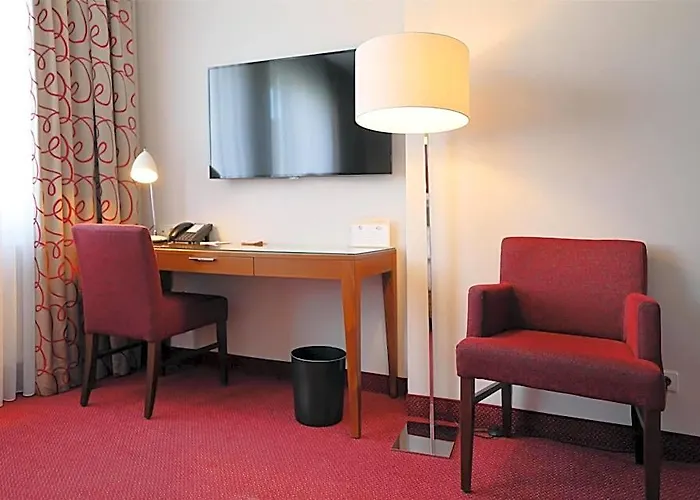 Western St. Raphael 4*