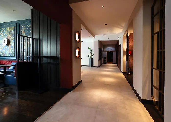 Western St. Raphael Hotel 4*