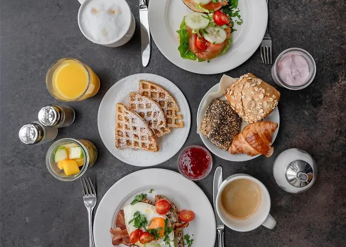 Western St. Raphael Hotel 4*