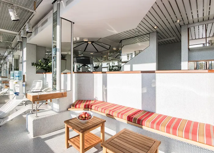 Hotel Western St. Raphael 4*